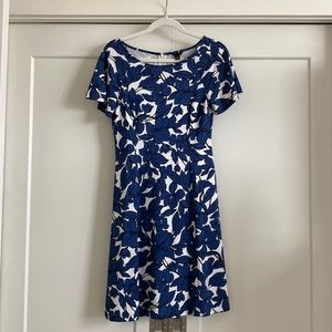 WOMENS ANN TAYLOR Flutter Sleeve Midi Dress